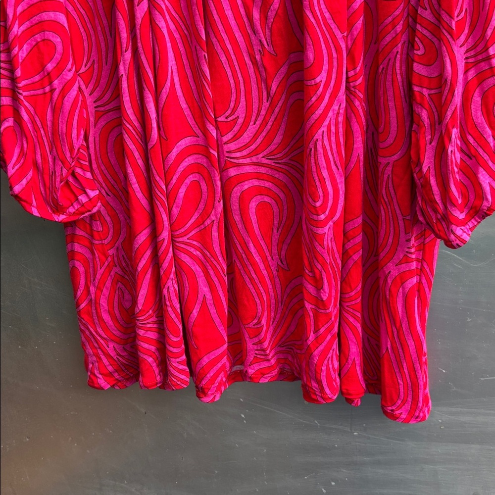 MICHAEL Michael Kors Red and Pink Blouse, 3/4 length sleeves size 3X - Picture 5 of 9